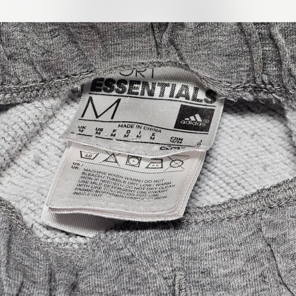 Men’s Adidas Sweatpants with Black Logo, Size M - Picture 4 of 4